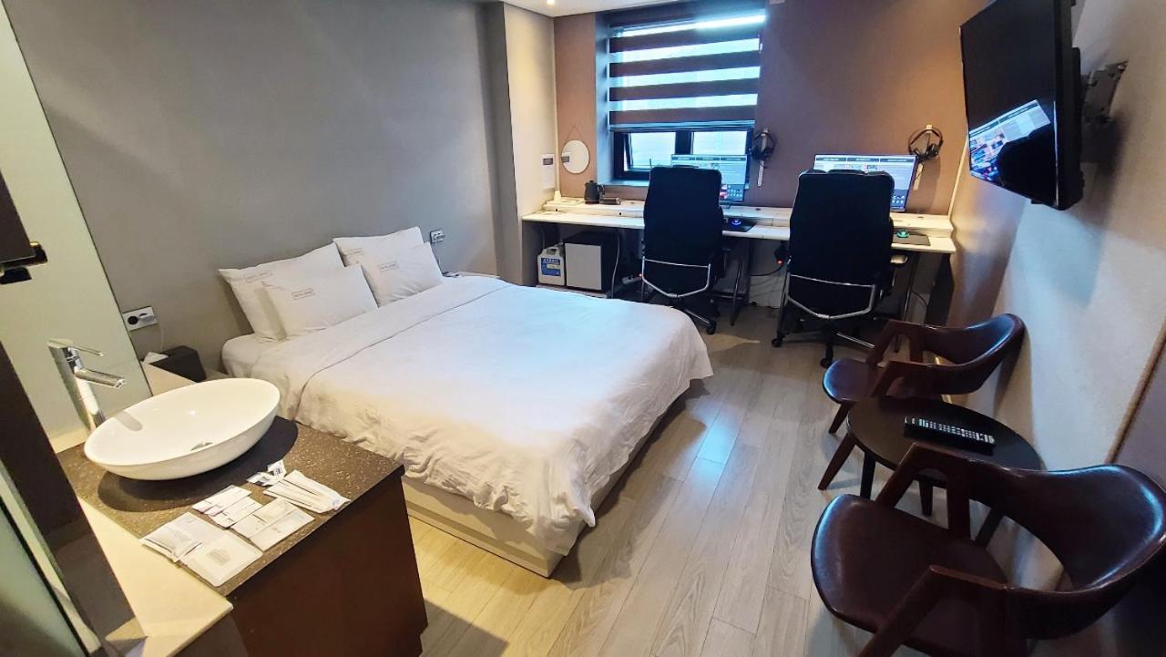 Seomyeon Ib Hotel بوسان المظهر الخارجي الصورة