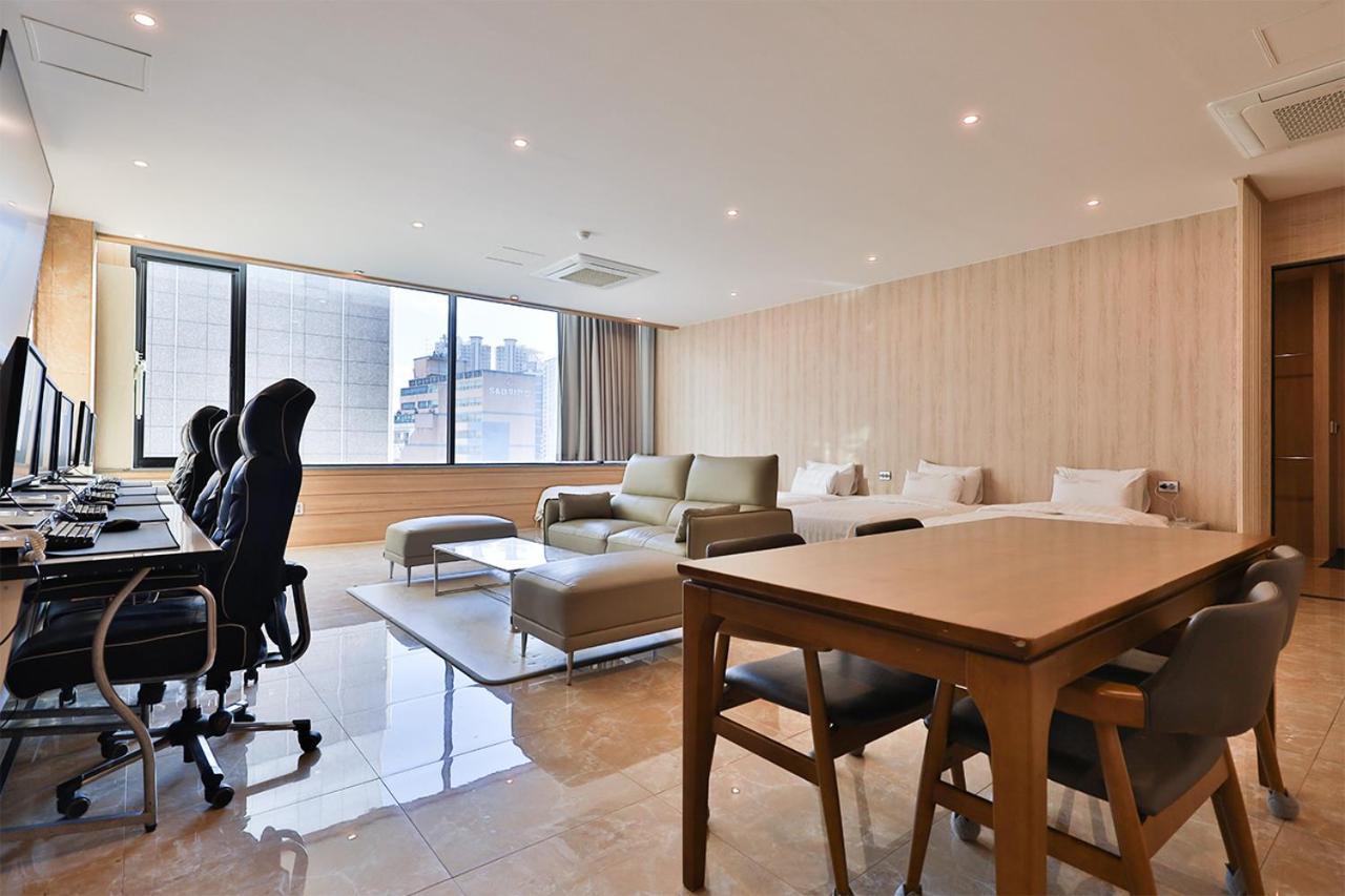 Seomyeon Ib Hotel بوسان المظهر الخارجي الصورة