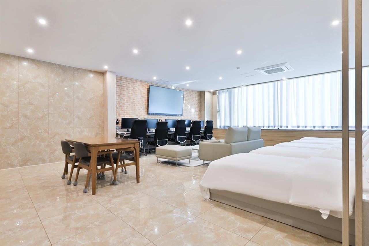 Seomyeon Ib Hotel بوسان المظهر الخارجي الصورة