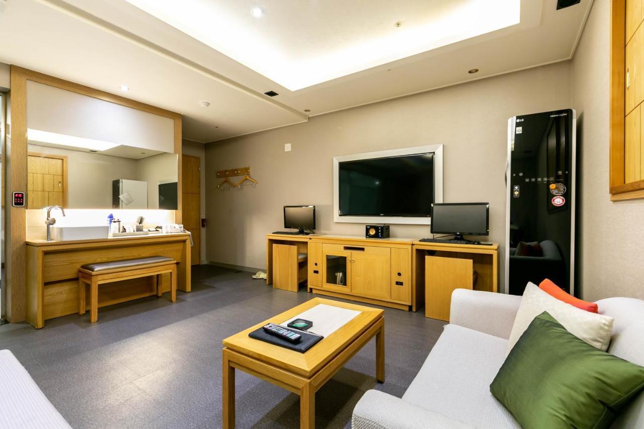 Seomyeon Ib Hotel بوسان المظهر الخارجي الصورة